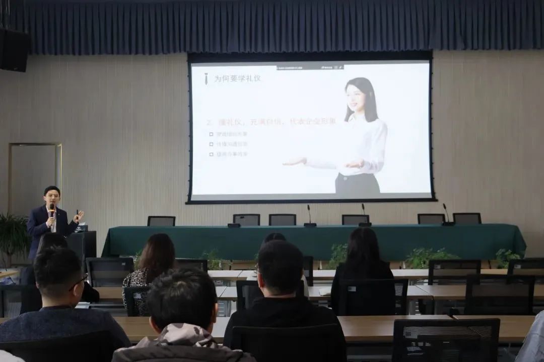 1667924864750379.jpg 55.jpg